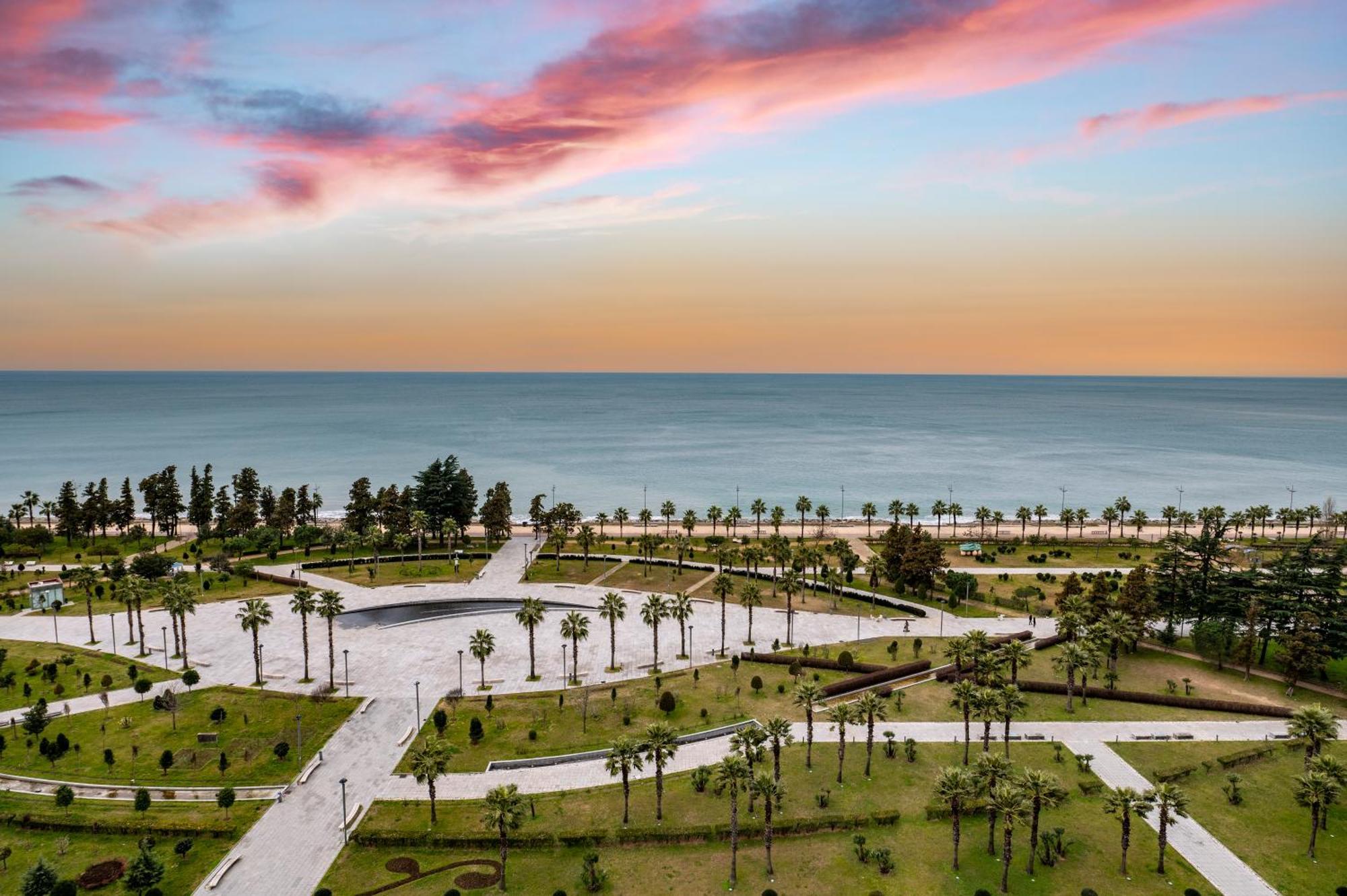 The Grandeur Hotel Batumi Eksteriør bilde